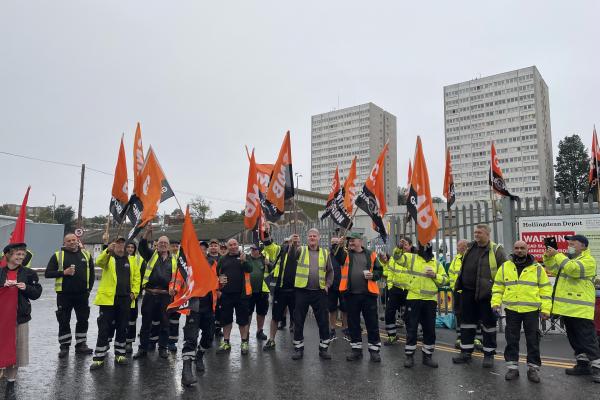 GMB Union to additionally ballot Cityclean Refuse and Recycling Loaders and Street cleansing teams operatives after dispute talks break down