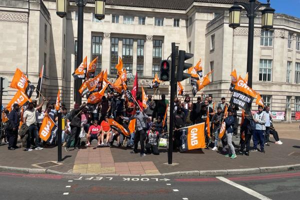 Wandsworth parking warden strike: Borough will lose £250,000 a day during walk out