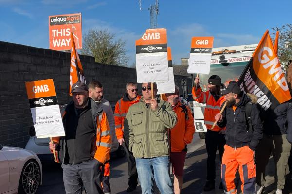 Wiltshire bin strike: GMB to ballot refuse workers on improved pay offer from company