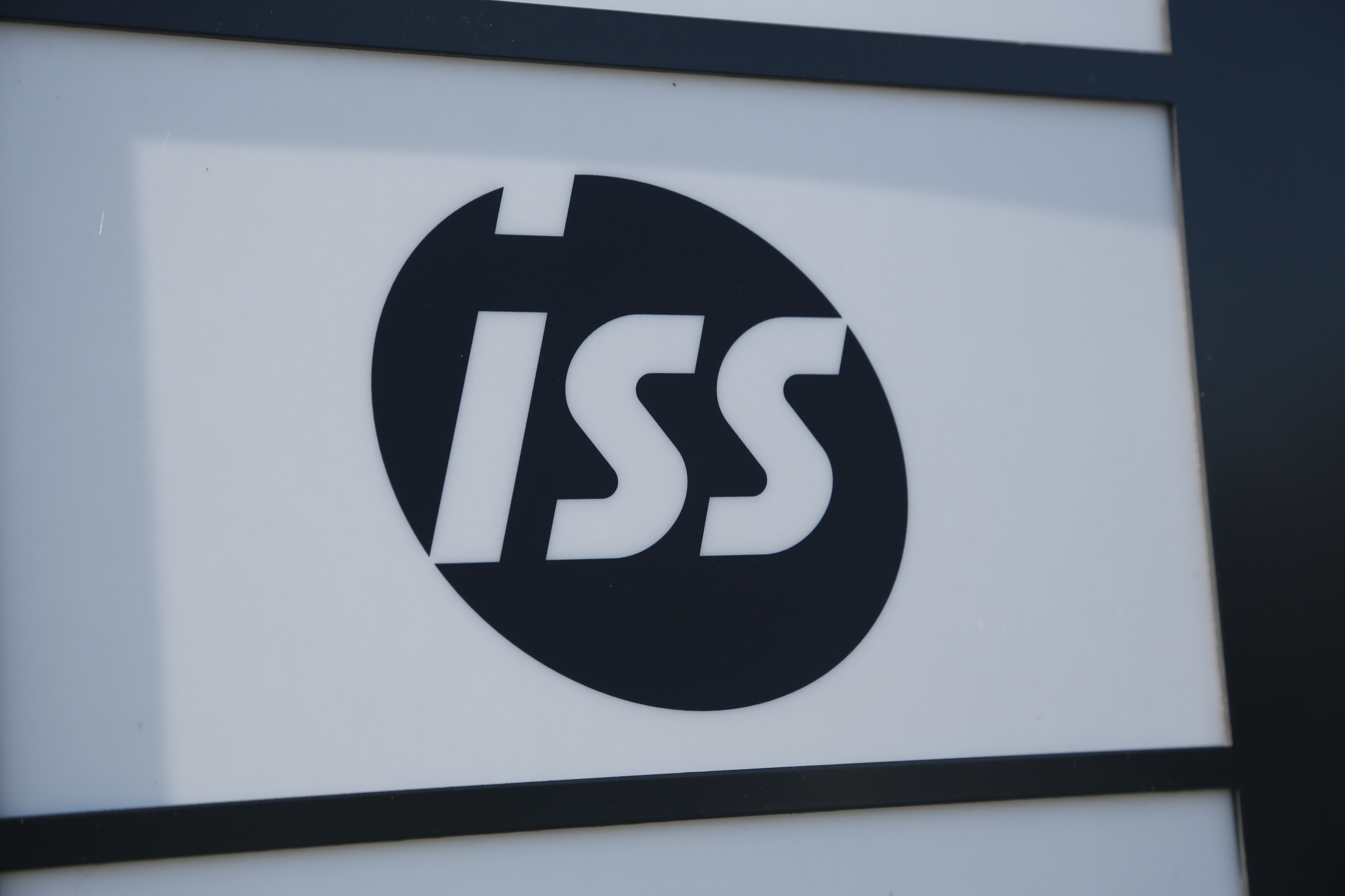 Iss Uk Logo CHB Consult Achieves Approved Supplier Status For ISS